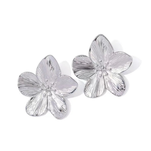 French courtly style metallic flower earrings high touch earrings