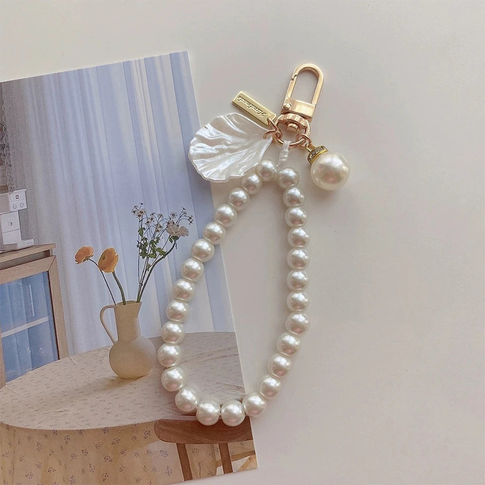 ZAKOL Cute Pearl Keychain for Women Girls Shiny Pearl Bead Shell Phone